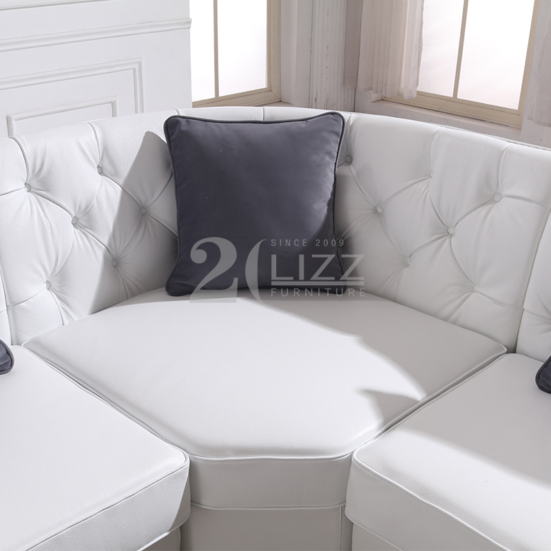 Petit canapé de salon blanc d'angle